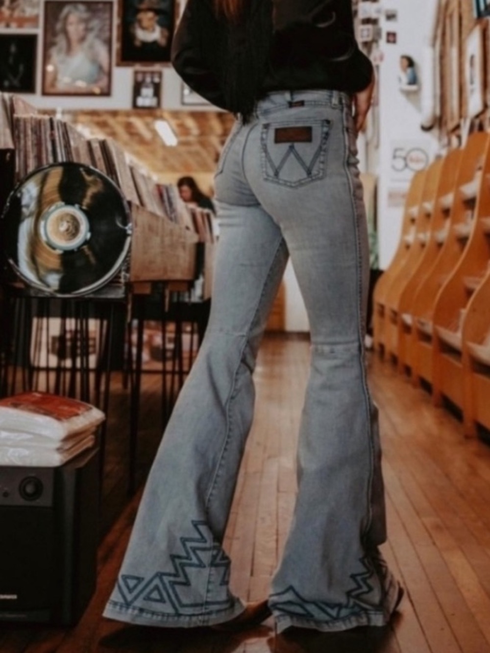 Wrangler Retro Embroidered High Rise Flare Jeans - Picture 4 of 9